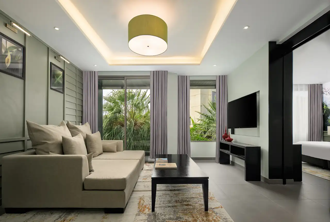 Deluxe Tropical View Suite